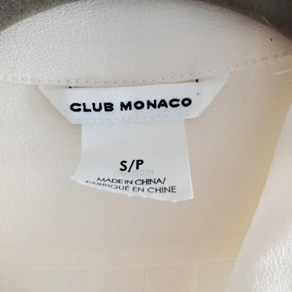 Club Monaco 100% silk blouse cream color with gold white buttons size S/P - Picture 4 of 8